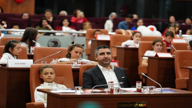 Kartal Belediyesi Çocuk Meclisi Cumhuriyet’in 101. Yıl Dönümünde Toplandı