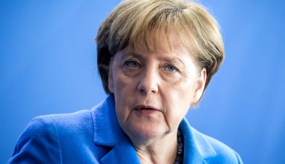 Angela Merkel&#039;den Deniz Yücel tepkisi - Dünya - Haber Sitesi Yazılımları - Haber Scripti