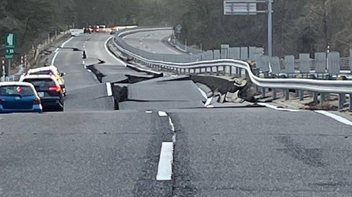 Japonya'da tsunami böyle geldi - DÜNYA - Ulusal ve Yerel Medyanın Gücü